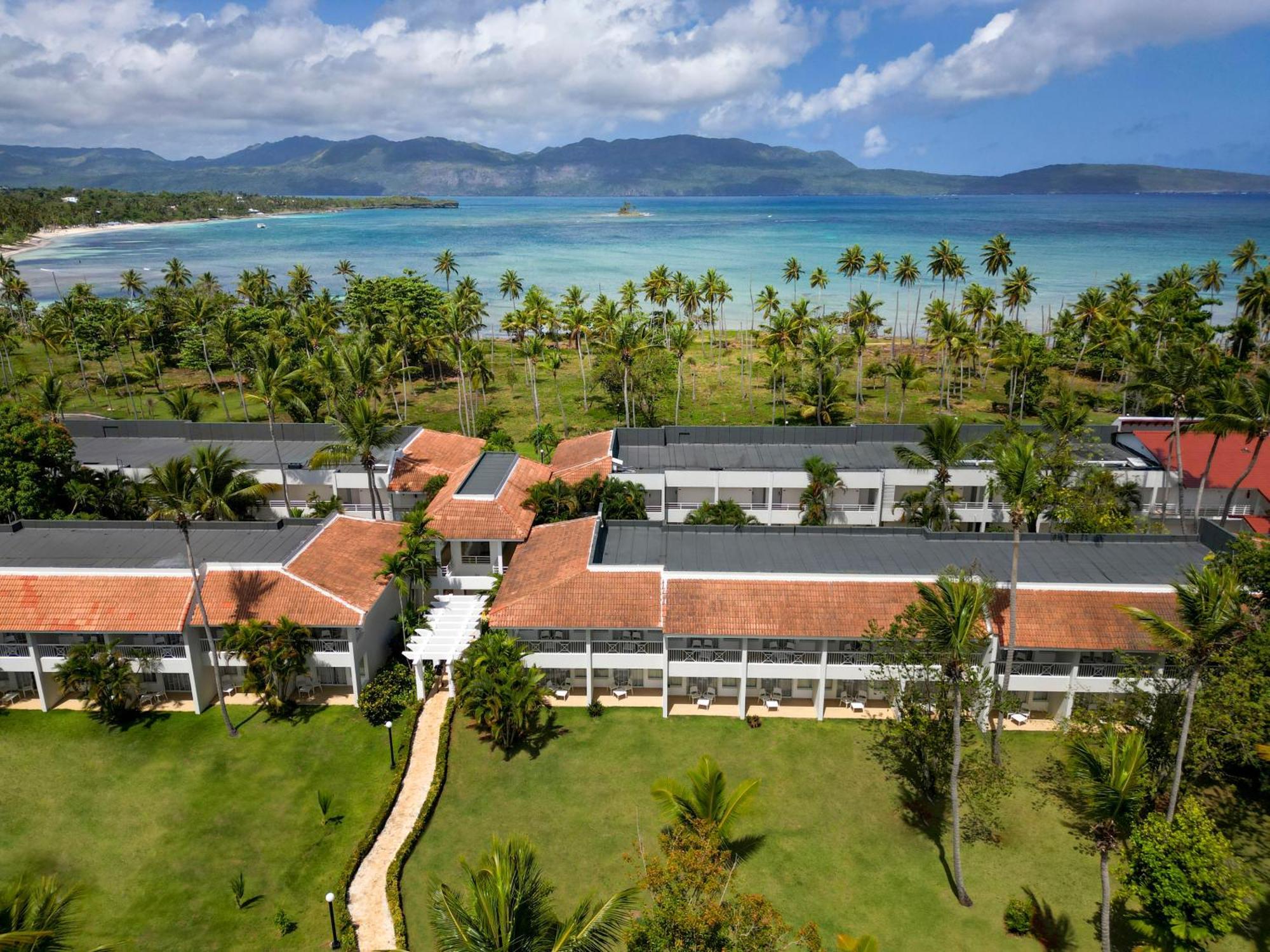 Wyndham Alltra Samana All Inclusive Resort Экстерьер фото