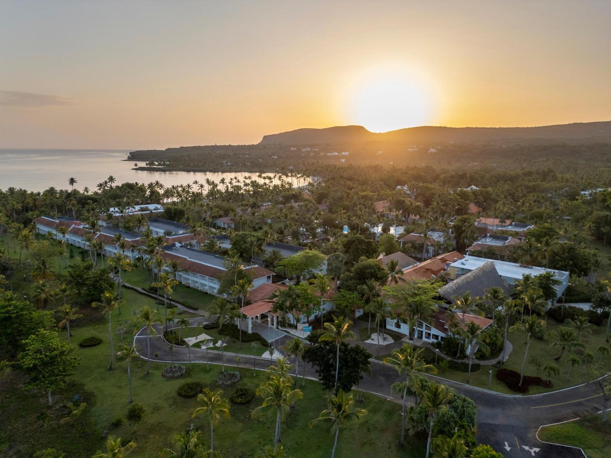 Wyndham Alltra Samana All Inclusive Resort Экстерьер фото